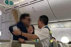 Cảng vụ hàng không lên tiếng việc đại gia địa ốc bị tố sàm sỡ cô gái trên máy bay Vietnam Airlines