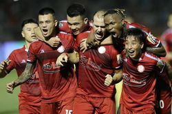Hấp dẫn cuộc đua vô địch