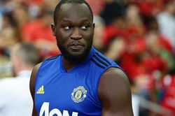 NÓNG: Lukaku rời khỏi đội hình MU, sẵn sàng gia nhập Inter