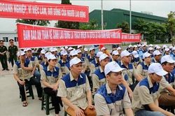 LẤP 'KHOẢNG TRỐNG' ĐỜI SỐNG TINH THẦN CỦA CÔNG NHÂN