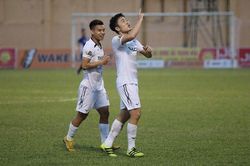 Xuân Trường nói gì khi lập cột mốc đáng nhớ tại V-League?