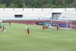 Thầy trò HLV Đinh Thế Nam có chiến thắng đầu tiên tại VCK U15 Đông Nam Á