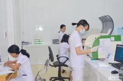 Nam Đàn khó tuyển dụng bác sỹ chính quy về công tác