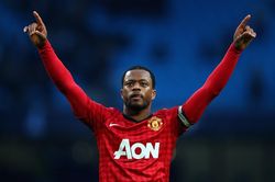Hậu vệ Patrice Evra tiết lộ sự thật khó tin ngày còn thi đấu