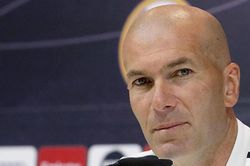 Real Madrid: Trong phong ba, Zidane đang cần Pogba hơn bao giờ hết