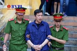 Hoãn xét xử phúc thẩm vụ 'logo xe vua': 79 CSGT không thừa nhận hành vi nhận hối lộ
