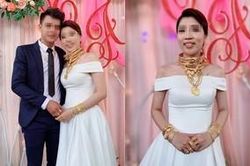 Hé lộ danh tính và gia thế của cô dâu đeo vàng trĩu cổ ở Trà Vinh khiến dân tình lác mắt