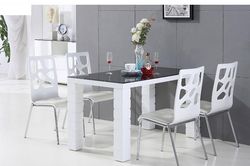 Phong thủy bàn ăn giúp tiền bạc hanh thông, chớp mắt thành người giàu nhất vùng