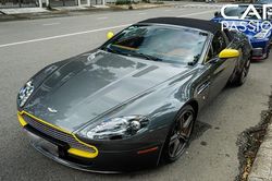 'Chạm mặt' Aston Martin Vantage Roadster V8 tiền tỷ ở Sài Gòn