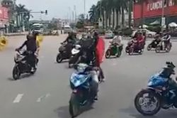 'Phượt liều' phản cảm trên đường phố