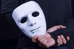 Quy tắc an toàn dạy con đối phó với 'mẹ mìn'