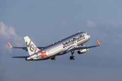 Vì sao một chuyến bay của Jetstar phải thay đổi tổ bay