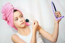 Làm gì khi trẻ dậy thì sớm, dậy thì muộn?