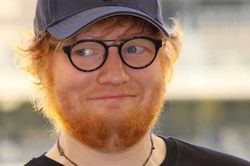 Ed Sheeran phá kỷ lục chuyến lưu diễn có doanh thu cao nhất mọi thời đại