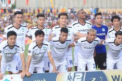 HLV Lee Tae Hoon: 'HAGL sẵn sàng thủy chiến với Nam Định'