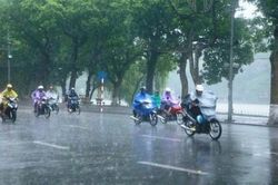 Bão số 3 suy yếu thành áp thấp nhiệt đới, Bắc Bộ mưa lớn