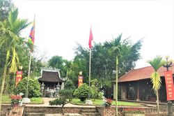Nam Đàn tổ chức lễ giỗ Thân mẫu Vua Mai