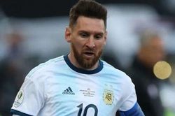 Messi bị cấm thi đấu và phạt tiền vì nói xấu Liên đoàn Bóng đá Nam Mỹ