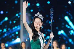 Khoảnh khắc Lương Thùy Linh đăng quang Hoa hậu thế giới Việt Nam 2019