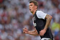 NÓNG: MU đạt thỏa thuận chiêu mộ Mario Mandzukic