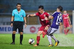 Hà Nội FC dẫn đầu bảng xếp hạng, Sài Gòn FC và Quảng Nam tạm thoái nguy