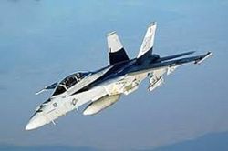 Máy bay Boeing F/A-18E của Mỹ bị rơi: phi công trên máy bay đã thiệt mạng, 7 khách du lịch bị thương