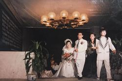 Đám cưới Rich kid thời xưa: Cô dâu thay 3,4 bộ váy, đặc biệt nhất là dàn...'siêu xe'