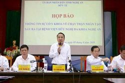Nghệ An: Họp báo công bố nguyên nhân gây sự cố chạy thận