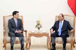 Thủ tướng Nguyễn Xuân Phúc tiếp Thống đốc Ngân hàng Trung ương Thái Lan
