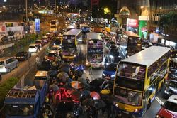 Hàng trăm chuyến bay bị hủy vì biểu tình ở Hồng Kông