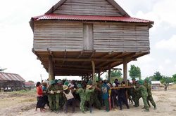 Hoàn thành giai đoạn I việc di dời làng Trớ