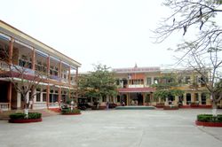 Đang ngồi học, nam sinh lớp 4 ngất xỉu rồi qua đời