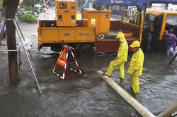 Úng ngập khu vực nội thành Hà Nội mùa mưa bão: Vẫn chưa hết nỗi lo