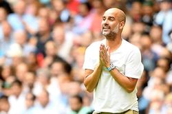 Man City: Khi áp lực đè nặng lên vai Guardiola