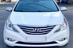 Hyundai Sonata 2010 dùng chán bán vẫn 500 triệu tại VN