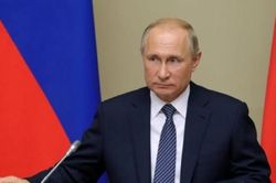 Putin: Chúng tôi cũng sẽ phát triển tên lửa hạt nhân