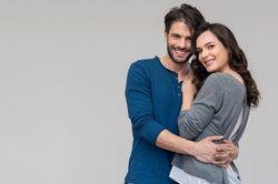 Mắc bệnh nào khiến tóc dễ rụng?