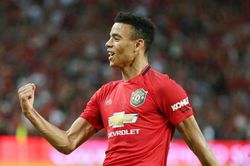 MU táo bạo chọn Greenwood thay Lukaku
