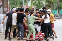 Tội gây rối trật tự công cộng: Dấu hiệu pháp lý và hình phạt?