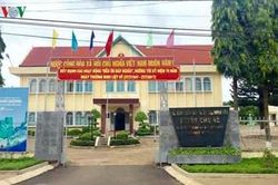 Khởi tố Chánh văn phòng UBND huyện và hàng loạt cán bộ liên quan vì sai phạm