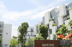 Hà Nội: Đi học buổi thứ 2, bé trai lớp 1 tử vong ở xe buýt của trường