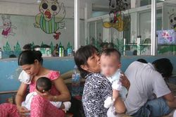Sốt xuất huyết đang vào mùa
