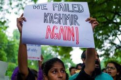 Kashmir bên bờ vực bạo loan