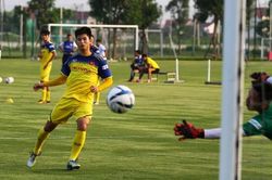 Tiền đạo U22 Việt Nam dứt điểm 'dở', thầy Park 'điên đầu'