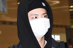 Park Bo Gum xuất hiện sau tin đồn ngoại tình với Song Hye Kyo