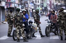Hạ viện Ấn Độ thông qua dự luật tách bang Jammu và Kashmir