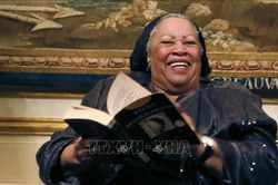 Vĩnh biệt nữ nhà văn da màu Toni Morrison
