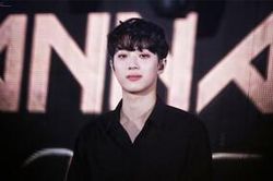 Mâu thuẫn bùng nổ đỉnh điểm, phiên tòa đầu tiên giữa phía Lai KuanLin và Cube Entertainment đã xác nhận thời gian