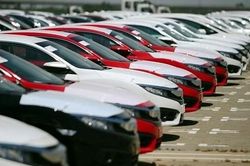 Nhập khẩu ô tô tăng hơn 500%, Bộ trưởng Bộ Công Thương yêu cầu rà soát