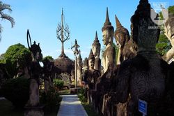 Kỳ bí khu 'rừng Phật' với hàng trăm bức tượng bên cạnh dòng Mekong